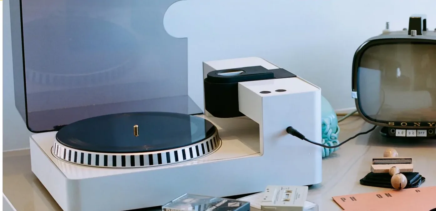 The Phonocut home vinyl lathe