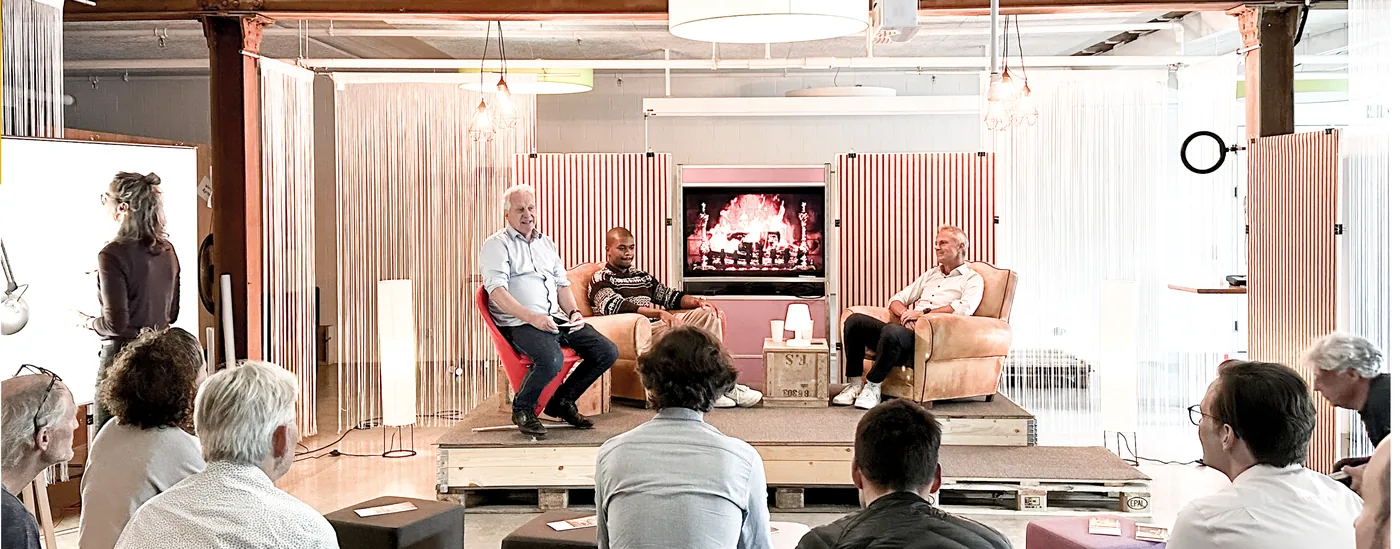 An audience at a Creaholic Innovation Night